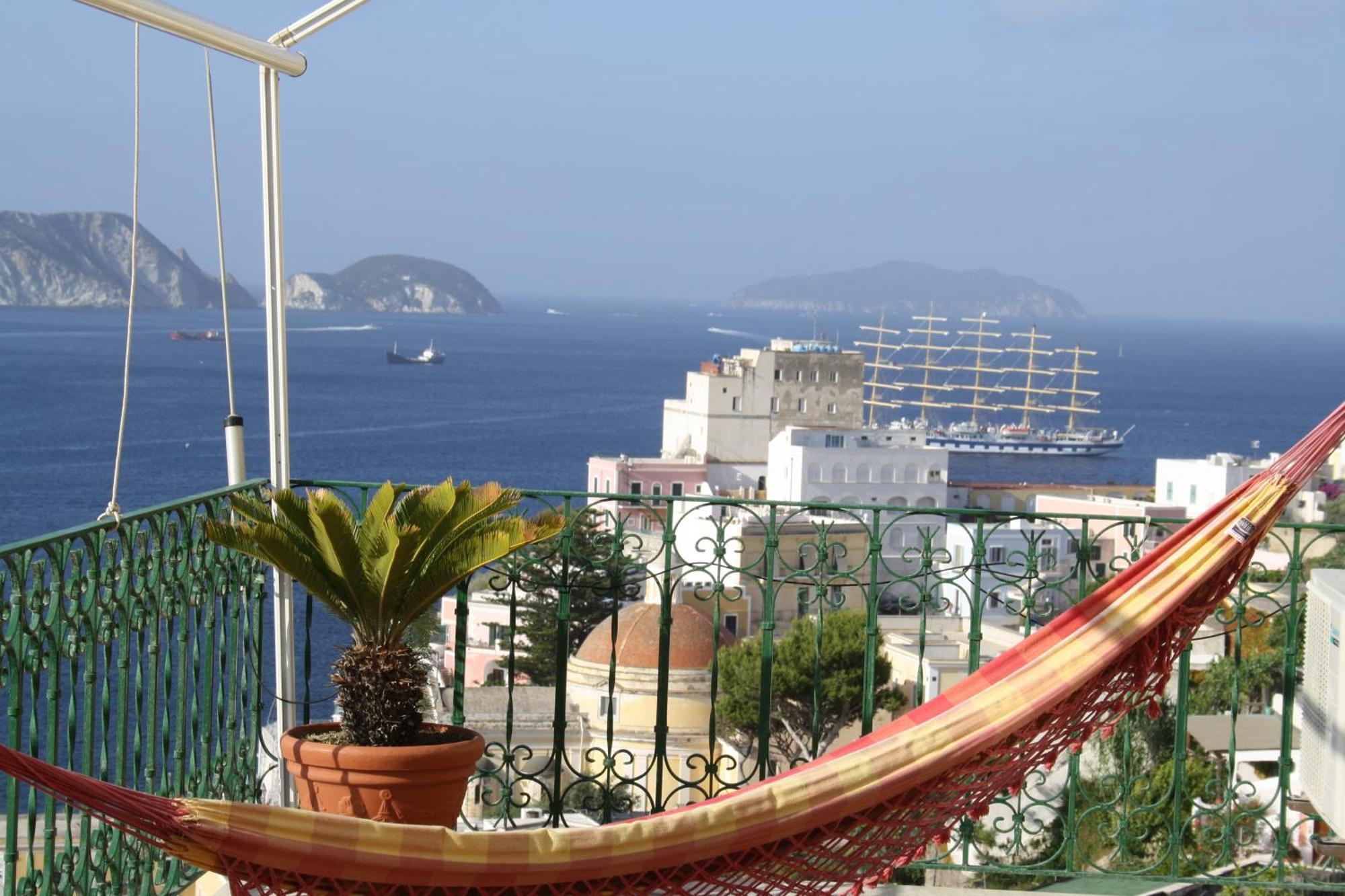 Villa Ersilia Ponza Eksteriør billede