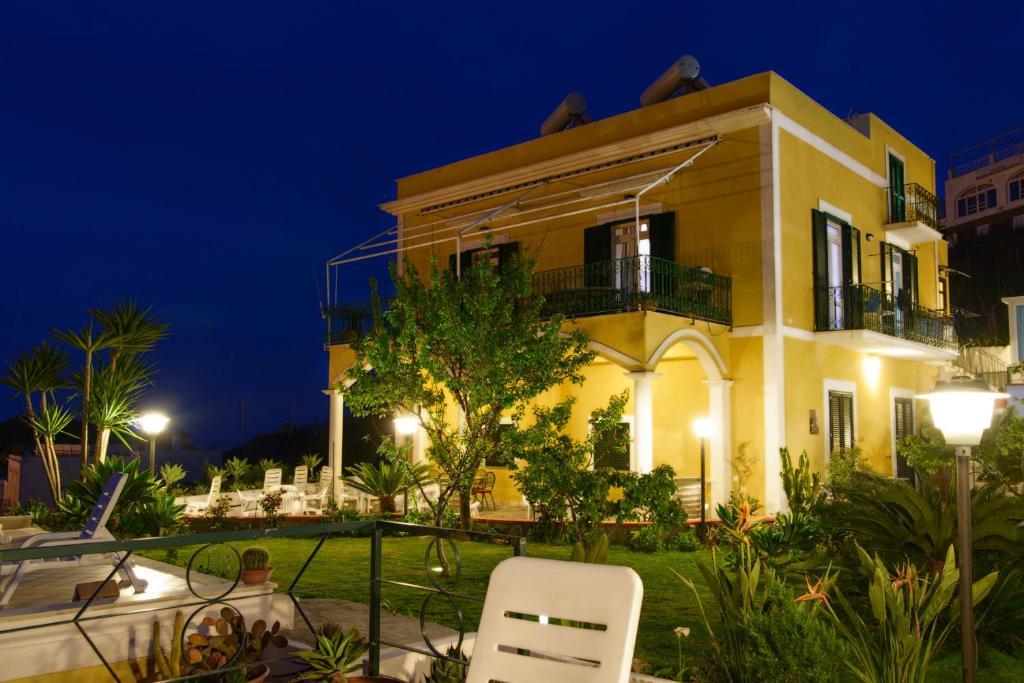 Villa Ersilia Ponza Eksteriør billede